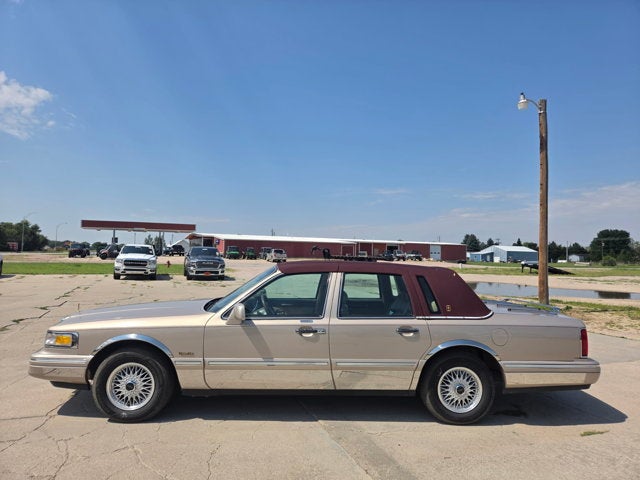 lincoln town car 1997 1LNLM82W9VY611151 image lincoln town car 1997 1LNLM82W9VY611151 image
